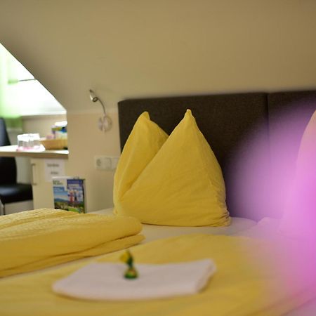 Ferienwohnungen und Zimmer Yassi Spielberg Bei Knittelfeld Exterior foto