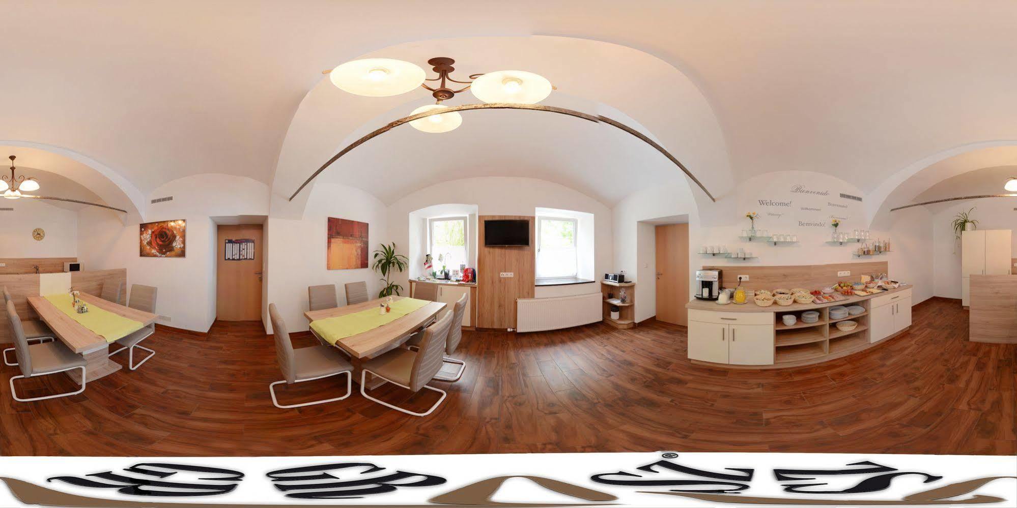 Ferienwohnungen und Zimmer Yassi Spielberg Bei Knittelfeld Exterior foto
