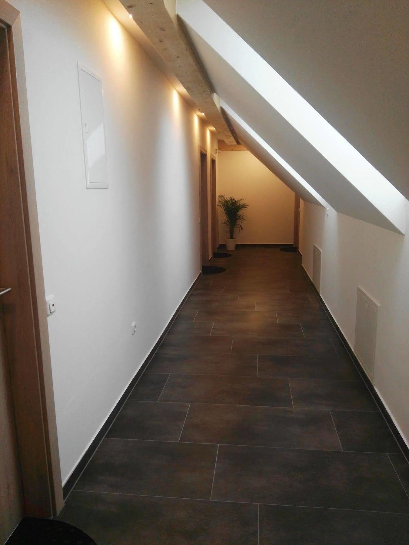 Ferienwohnungen und Zimmer Yassi Spielberg Bei Knittelfeld Exterior foto